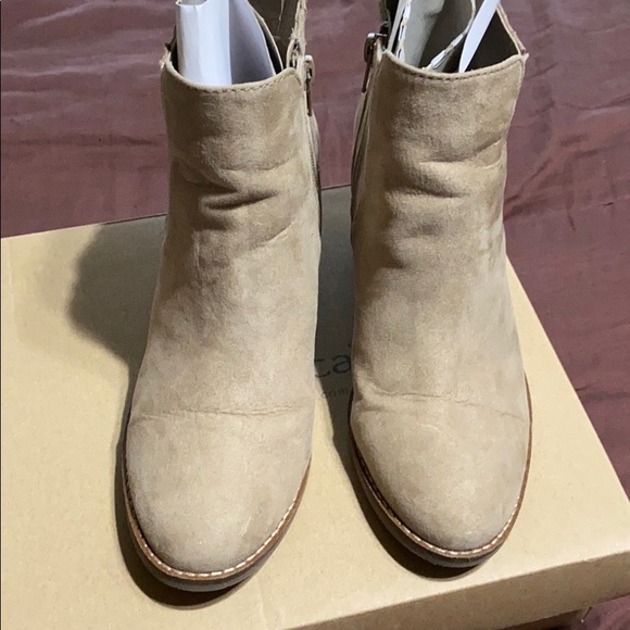 Francesca’s Tan Booties. New Condition! - Picture 4 of 11